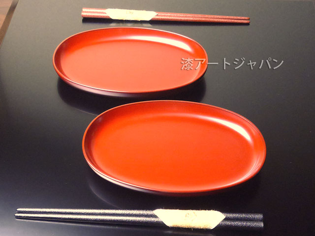 輪島漆塗り 小判皿（本朱）2枚と箸２膳セット